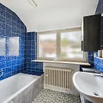 Kostengünstige Für Monteure In Zizishausen-nürtingen, Wifi, Smart Tv, Parkplatz, Autobahn A8, Stuttgart Apartment Zizishausen