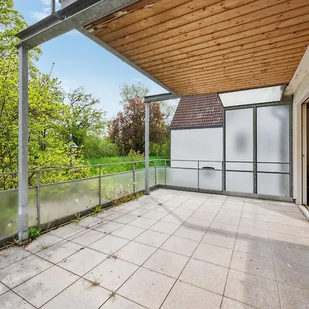 Kostengünstige Für Monteure In Zizishausen-nürtingen, Wifi, Smart Tv, Parkplatz, Autobahn A8, Stuttgart Apartment